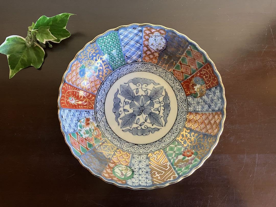 Amazon.co.jp: 美濃焼 龍峰窯 金彩 祥瑞花丸紋 中皿 盛鉢 1客